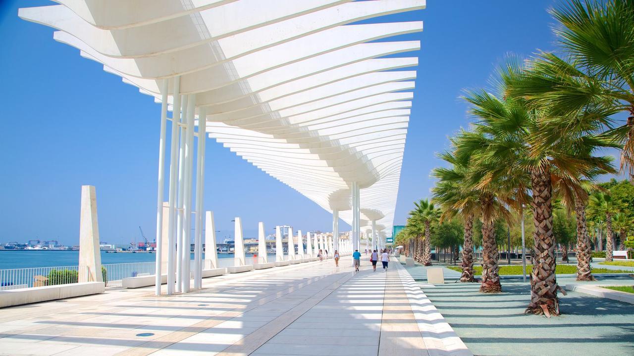 Апартаменты Inmalaga Penthouse Padilla Экстерьер фото
